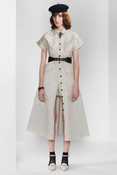 Look 11